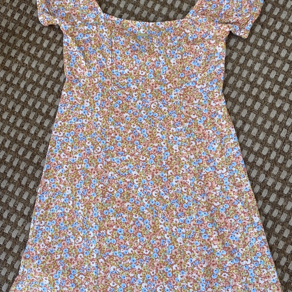 Billabong sundress - Picture 8 of 11